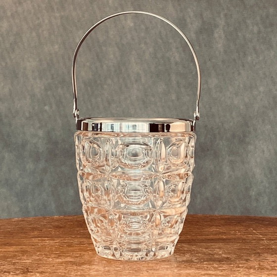 Seau à glace en cristal des années 1960 – Accessoires de table, Crystal (photo 4 of 7)