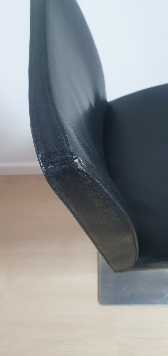 2 Sgabelli da bar di design in pelle nera – Leather, rvs (photo 4 of 5)