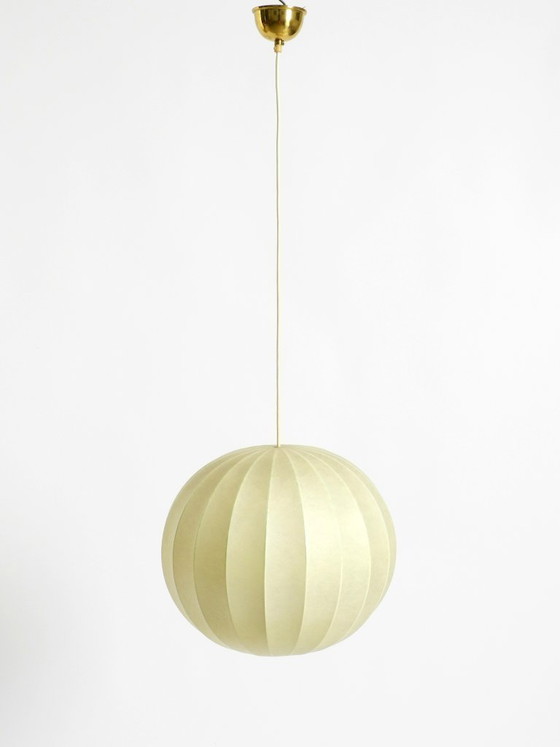 Image 1 of Beautiful round Cocoon pendant lamp in very good original vintage condition from the 1960s