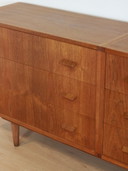 Commode Vintage en teck à deux tiroirs