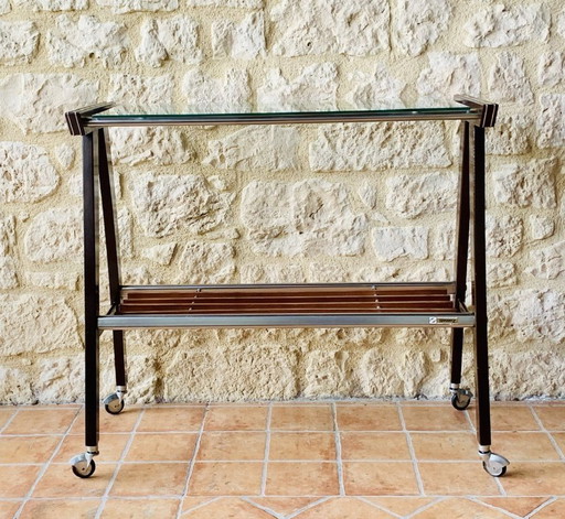 Table d'appoint à roulettes en verre et métal brossé de Zuenelli, 1960s