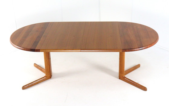 Image 1 of Table de salle à manger ronde extensible en teck massif danois 'Hurup' Vintage
