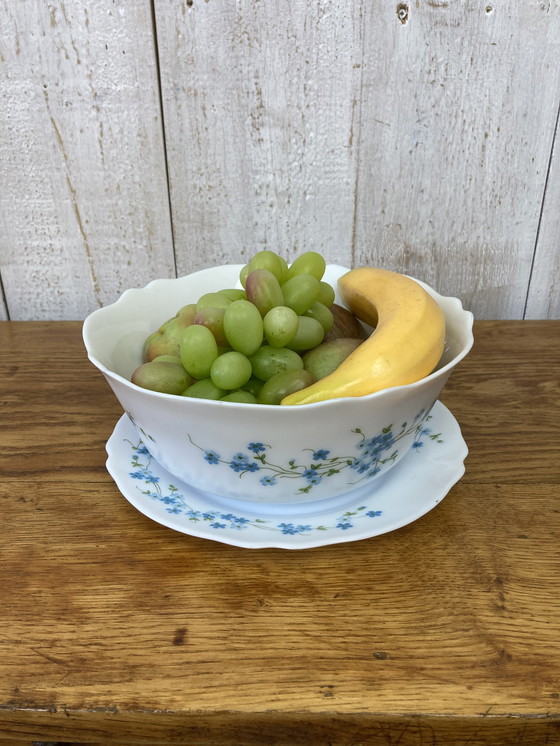 Image 1 of Arcopal salad bowl 70s
