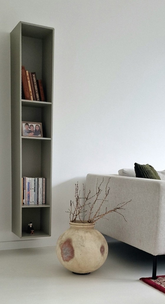 Image 1 of Como bookcase