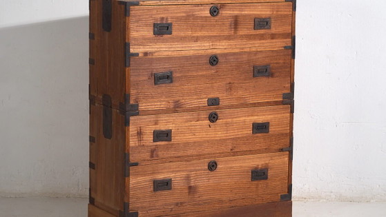 Antique Japanese Tansu Merchant's Chest of Drawers - Taishō / Showa Period (c. ) #36 – Iron (photo 3 of 40)