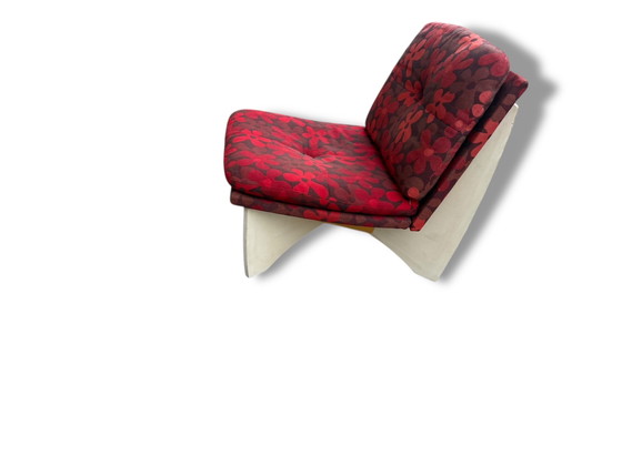 Image 1 of 70er Jahre Lounge Sessel im Prilblumendekor. 4 mal vorhanden