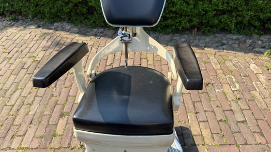 Image 1 of Vintage Siemens Sirona “D” Tandartsstoel (ca. 1950–1960)