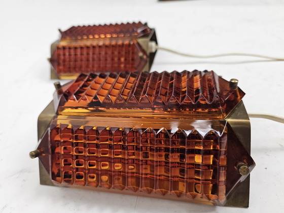 Image 1 of Conjunto de lámparas de pared de Dinamarca, de cristal, ámbar y latón.