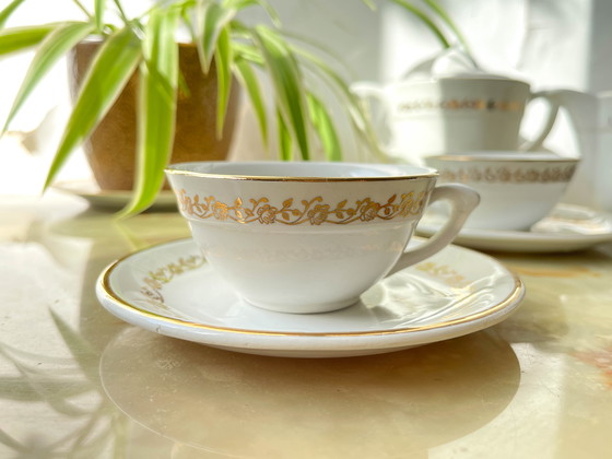 Image 1 of Set da tè/caffè vintage in porcellana bianca con motivo Madrid Moulin des Loups dorato