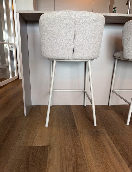 Set of 3 modern barstools/chairs – Kave Home, Textile (photo 5 of 5)