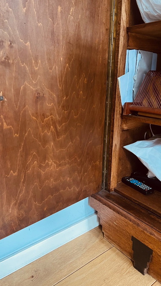 Image 1 of Buffet-/Vitrinenschrank im Art-Deco-Stil mit viel Stauraum, geschliffenem Glas und Spiegel