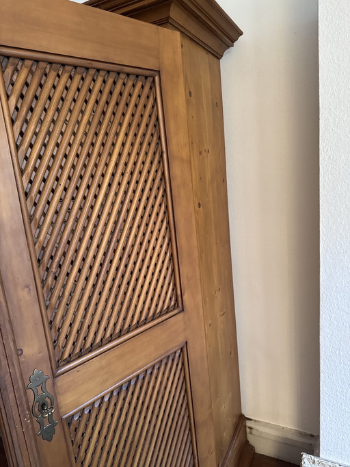 Tableware Cupboard