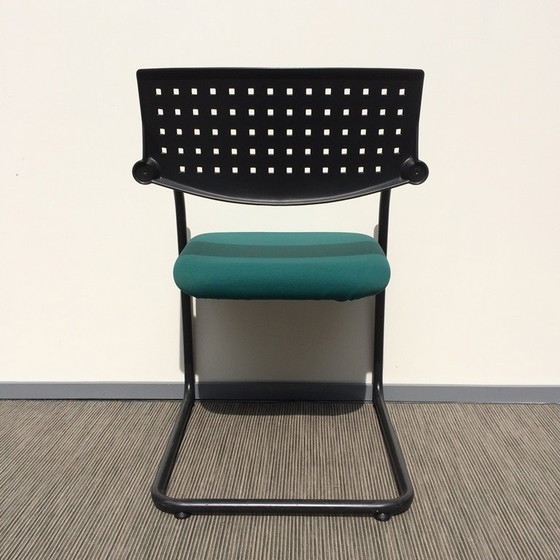 Image 1 of Een paar Visavis Antonio Citterio / VITRA stoelen. Vintage jaren 90.