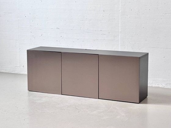 IKEA BESTÅ Meuble bas avec 3 portes en noir-brun – Commodes, Wood (photo 4 of 15)