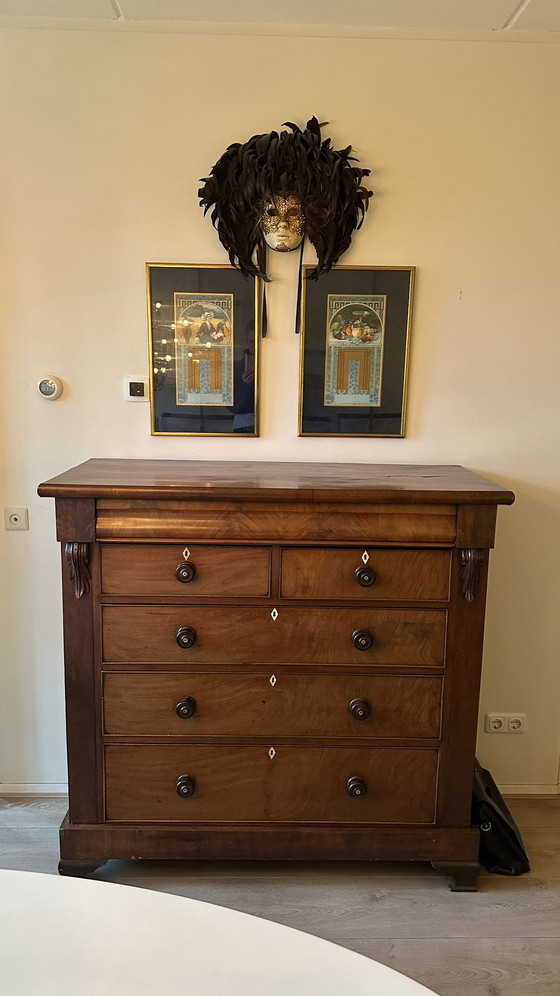 Image 1 of Cassettiera antica