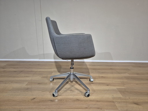 8X Ahrend - Office/Dining chairs - Gray - Pink -Design