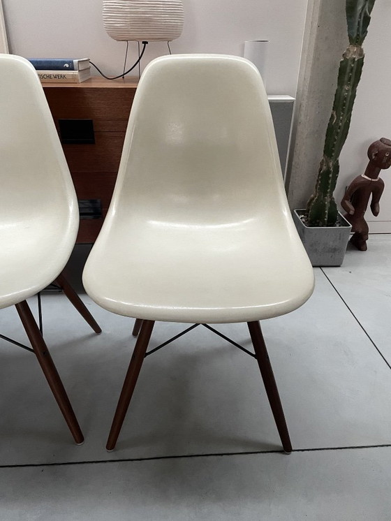 Image 1 of Ensemble de 4 fauteuils Eames DSW originaux - Herman Miller
