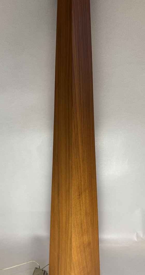 Image 1 of Exclusive wooden floor lamp by Natuzzi - Made in Italy