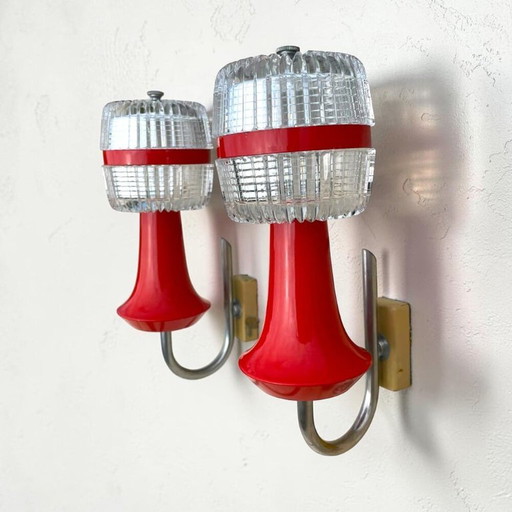 Rote Wandleuchten aus Metall und Acryl im Mid Century Modern Stil, 2er Set, 1970er – wandlampen, Glass