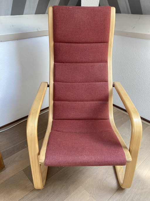 2 fauteuils lounge suédois rouges « Lamello » (peuvent être vendus individuellement ou en lot)