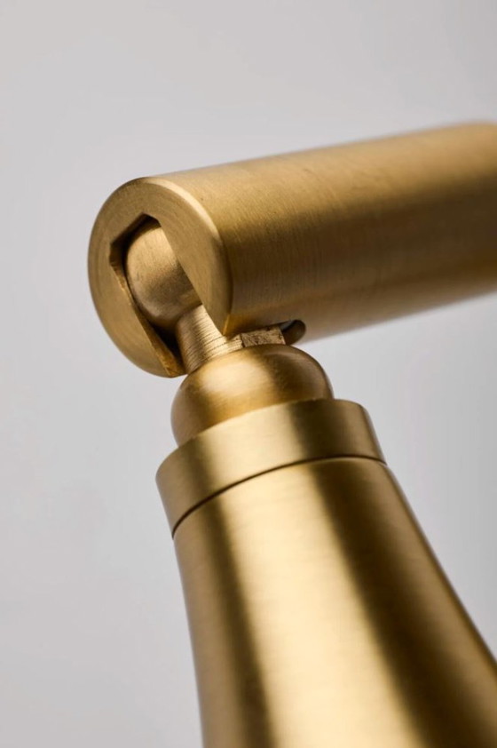 Image 1 of NORR11 – Applique Le Six – ottone – Ø12 cm