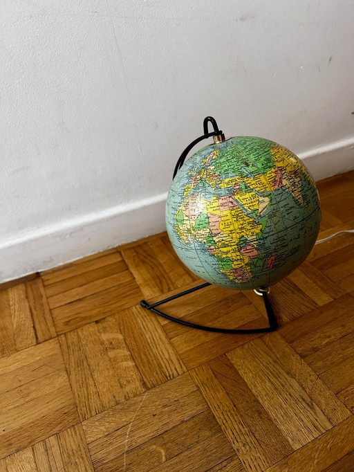Girard et Barrere globe lamp from the 60s