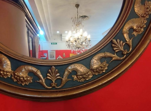 Runder Spiegel mit antikisiertem, kreidefarbenem Holzrahmen, 75 cm