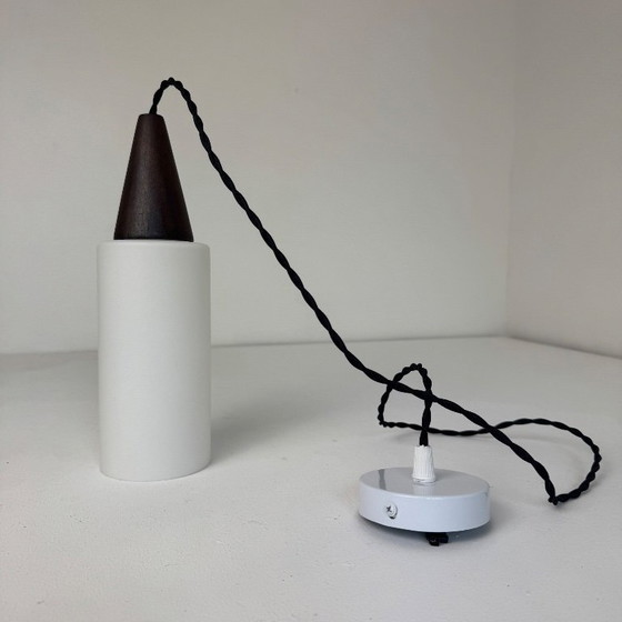 Image 1 of COPPIA DI LAMPADE A SOSPENSIONE VINTAGE SCANDINAVI IN OPALINA