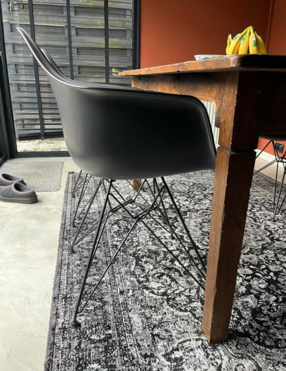 Image 1 of Silla Vitra DAR Eames