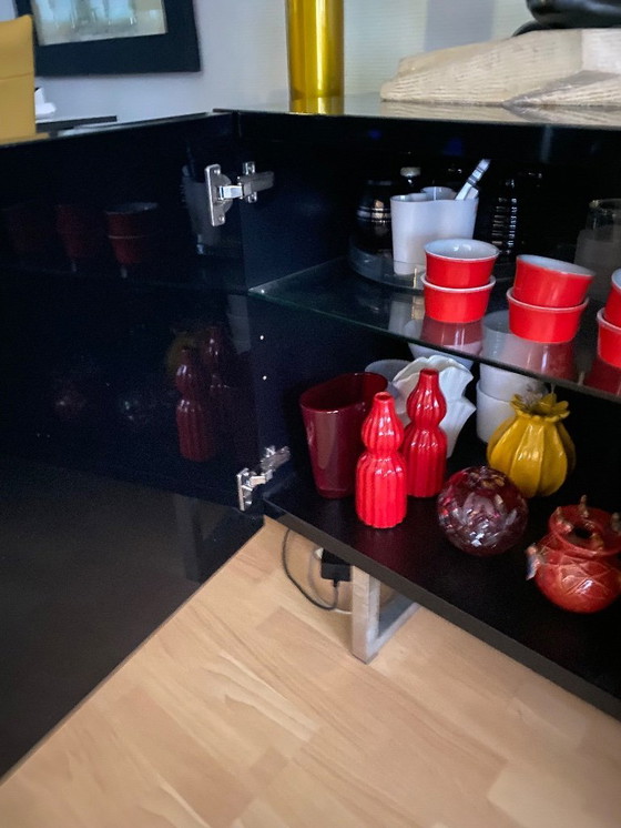 Image 1 of Credenza nera lucida