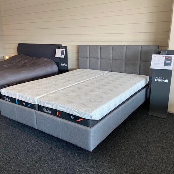 Image 1 of Lit TEMPUR Relax Gris - 160x200