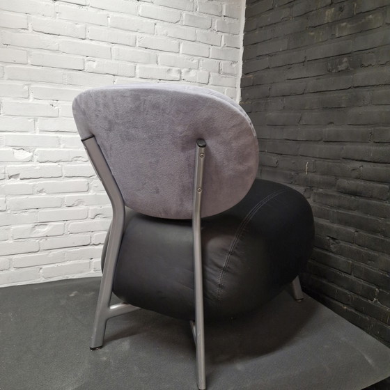 Image 1 of 2 fauteuils design de luxe
