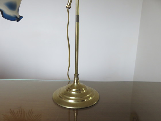 Image 1 of Art Nouveau lamp in brass and Vianne glassware, Signed