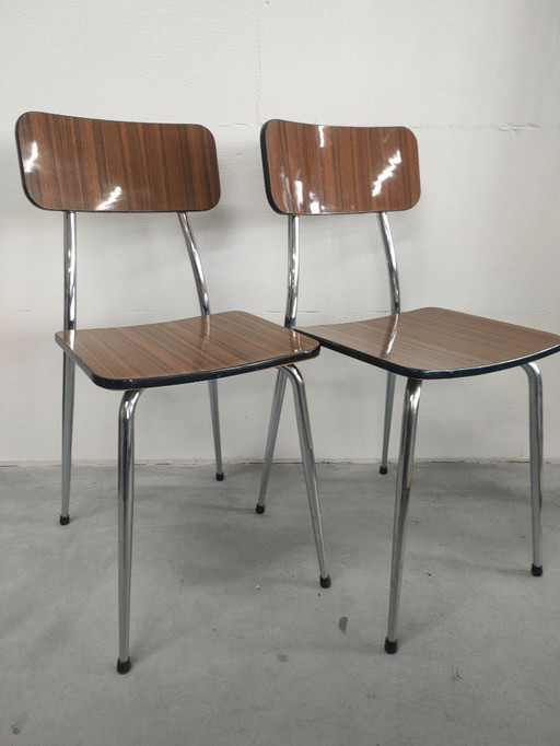 Set of two 1970s Caramel-colored Formica dining chairs and kitchen chairs (chrome-plated).