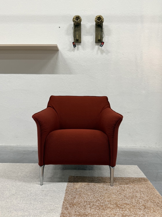 Image 1 of Leolux Mayon armchair red fabric