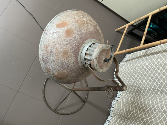 Image 1 of Industriële vloerlamp uitschuifbaar