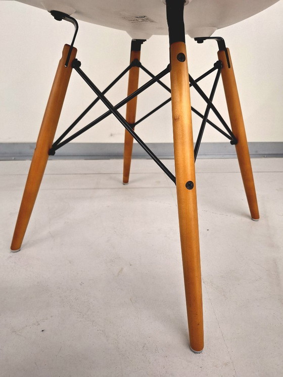 Image 1 of Set of 4 authentic Vitra Eames DSW dining chairs (2012)