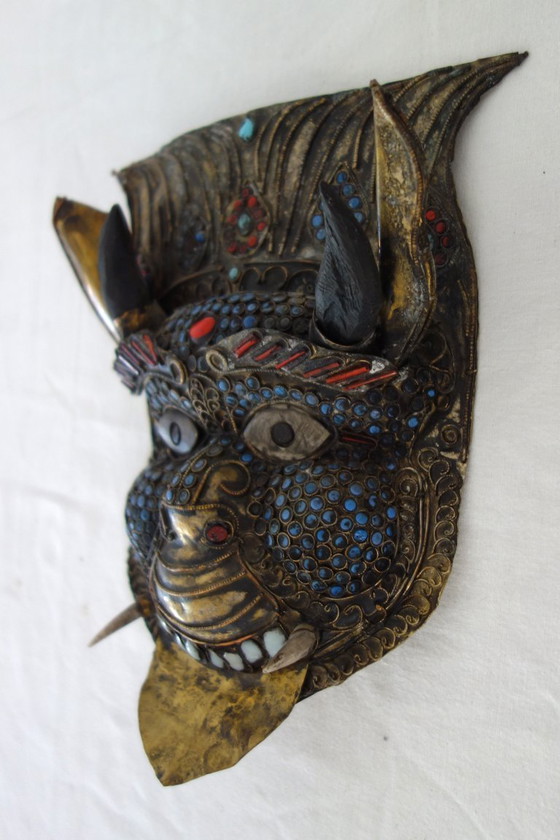 Image 1 of Maschera rituale vintage in ottone sbalzato Nepal/Tibet