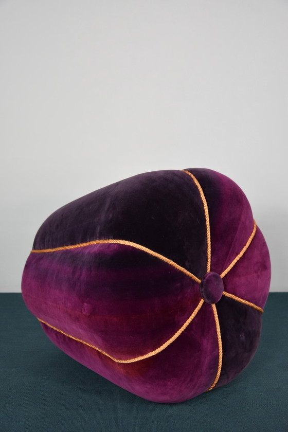 Image 1 of Pouf Halabala