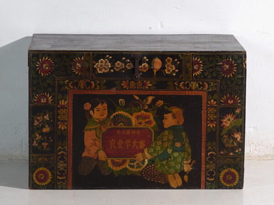 Antike bemalte Truhe aus Kiefernholz – China, circa 1900 – Aufbewahrungsschrank, Iron (photo 32 of 40)