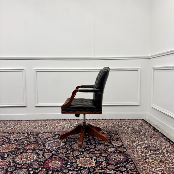 Englischer Wade Chesterfield Bürostuhl – Bürostühle, Leather, Wood (photo 3 of 7)