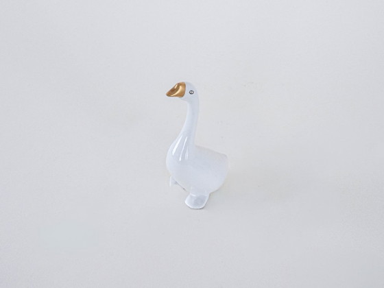 Image 1 of Figurine d'oie en porcelaine, design hongrois, années 1960, fabriquée par Holloháza