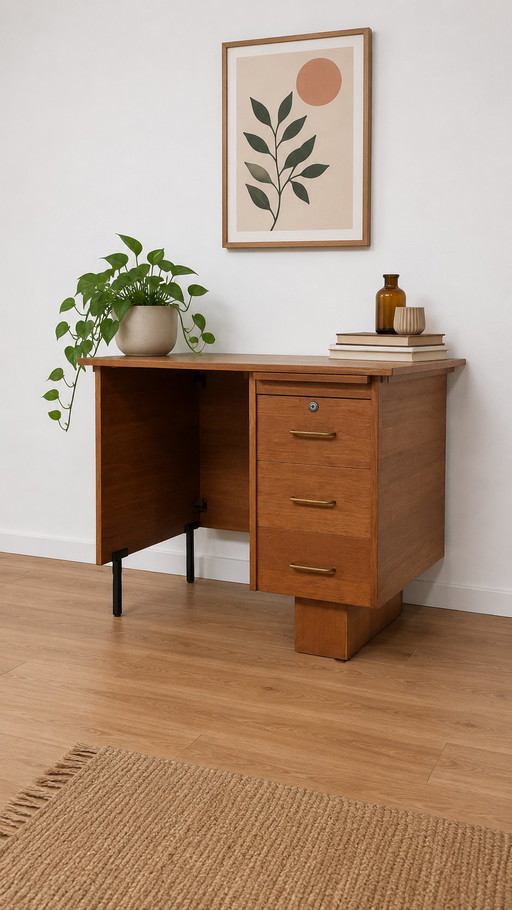 Vintage-Schreibtisch im skandinavischen Design – bureau, Metal, Wood (photo 2 of 5)