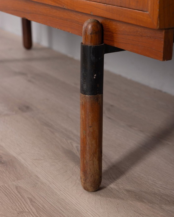 Image 1 of Credenza vintage anni '60 in legno di teak, design italiano.
