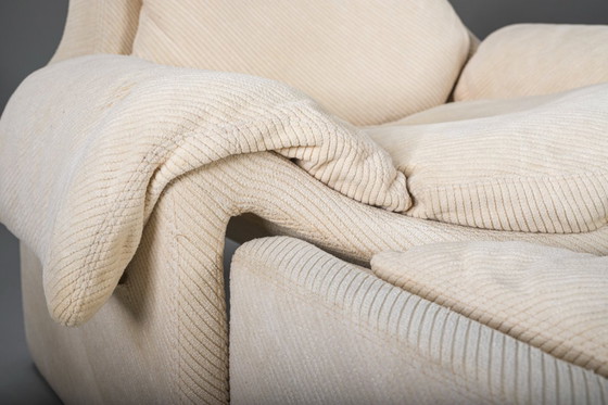 Image 1 of  Chaises et ottomans P60 par Vittorio Introini pour Saporiti, 1960, ensemble de 4