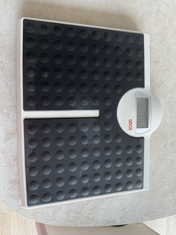 Seca digital personal scale as new up to 200 kg, Decorative Objects, rvs, Plastic, Black (photo 2 of 8)