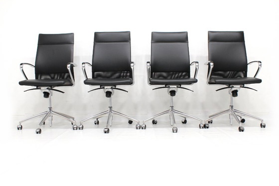 Image 1 of Like new! ART COLLECTION Executive office chair, desk chair with premium leather from the boardroom!