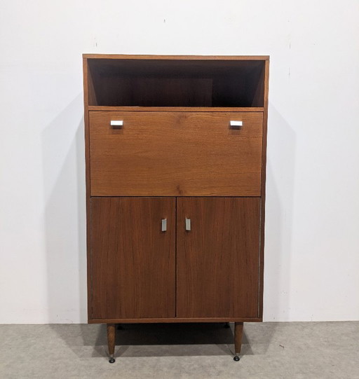 Bureau vintage des années 1960