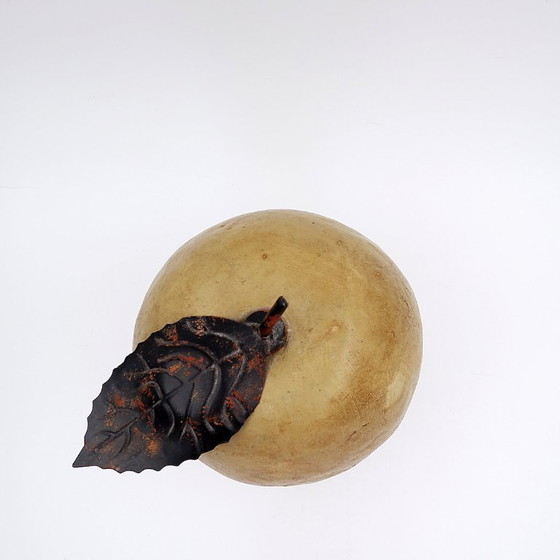 Image 1 of Manzana decorativa de terracota pintada a mano