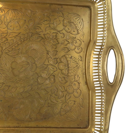 Vassoio vintage orientale in ottone con decorazioni floreali, 50 cm – Oggetti decorativi, Brass (photo 10 of 17)